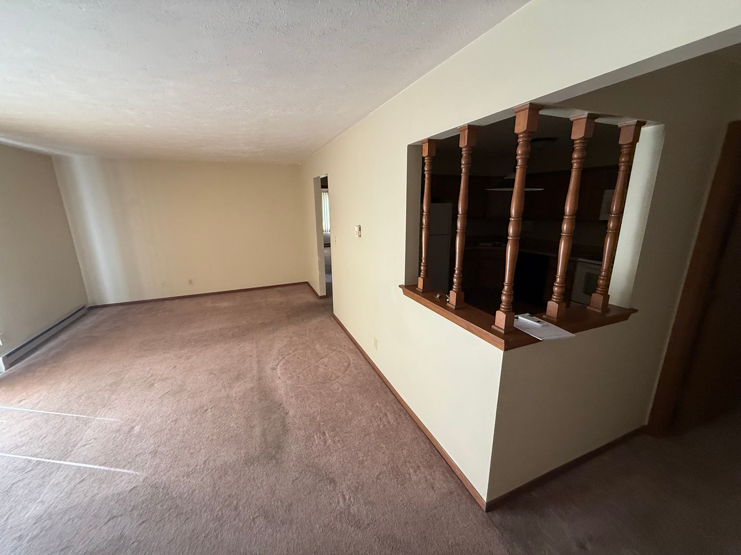 Rockford Apartment: 4568-4588 Trevor Circle