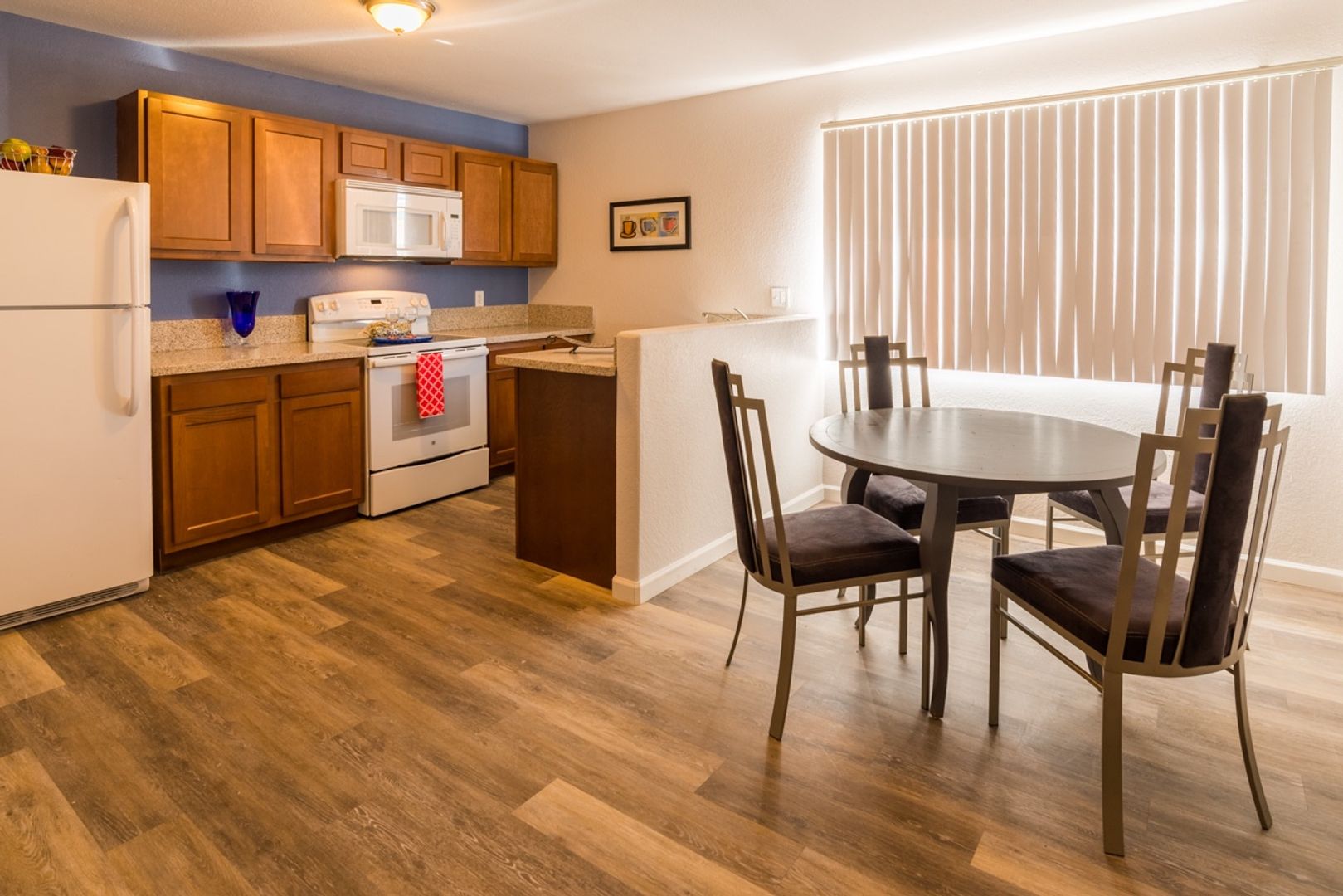 Sierra Vista Apartment: 201 North Garden Avenue