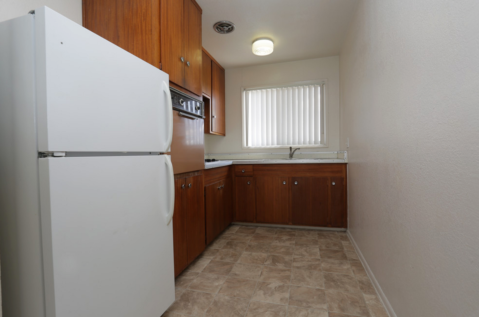 Sierra Vista Apartment: 201 North Garden Avenue