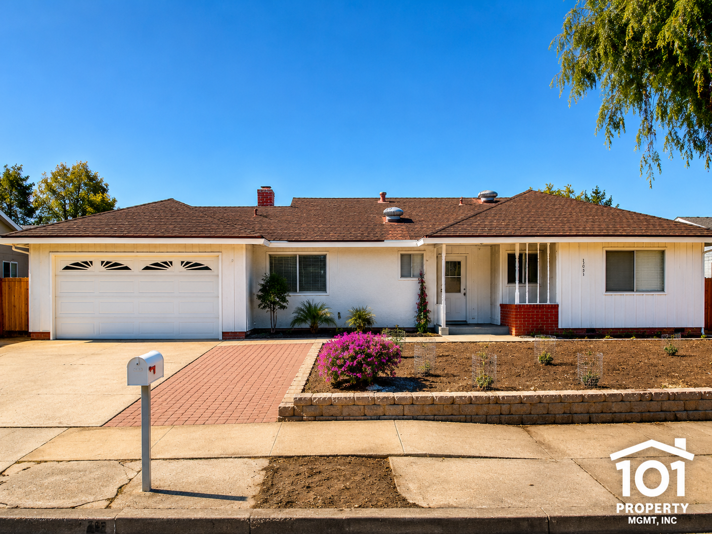 Santa Barbara House: 5333 Parejo Dr