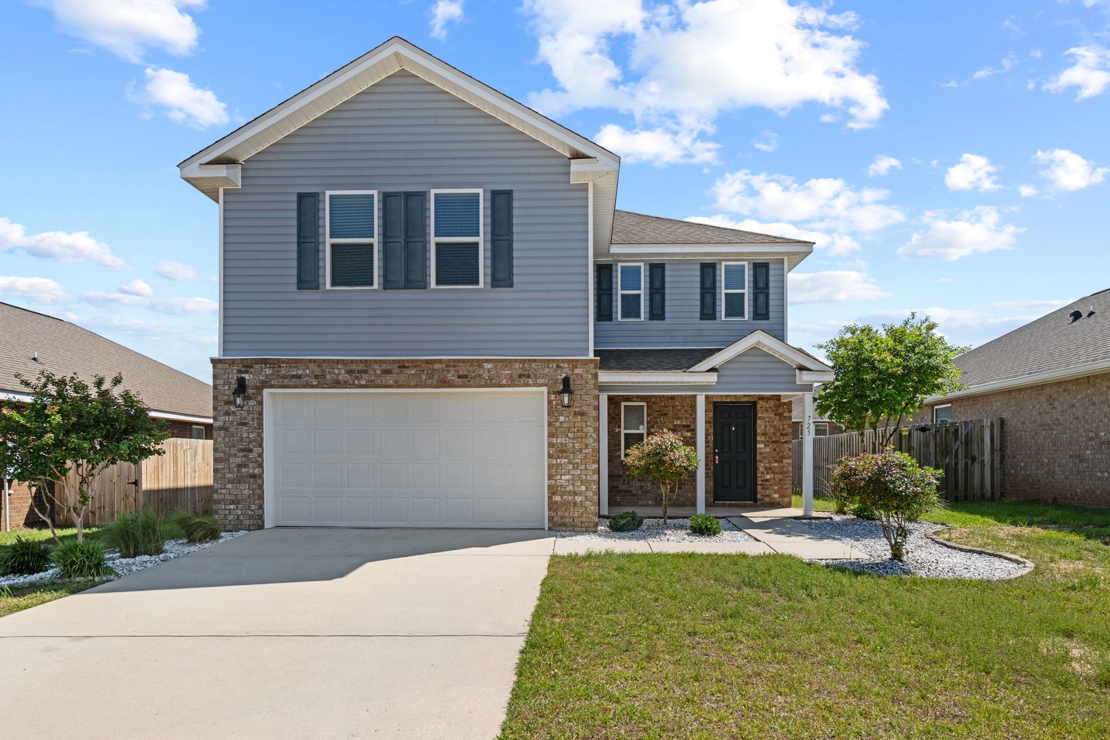 Crestvew House: 725 Widgeon Way