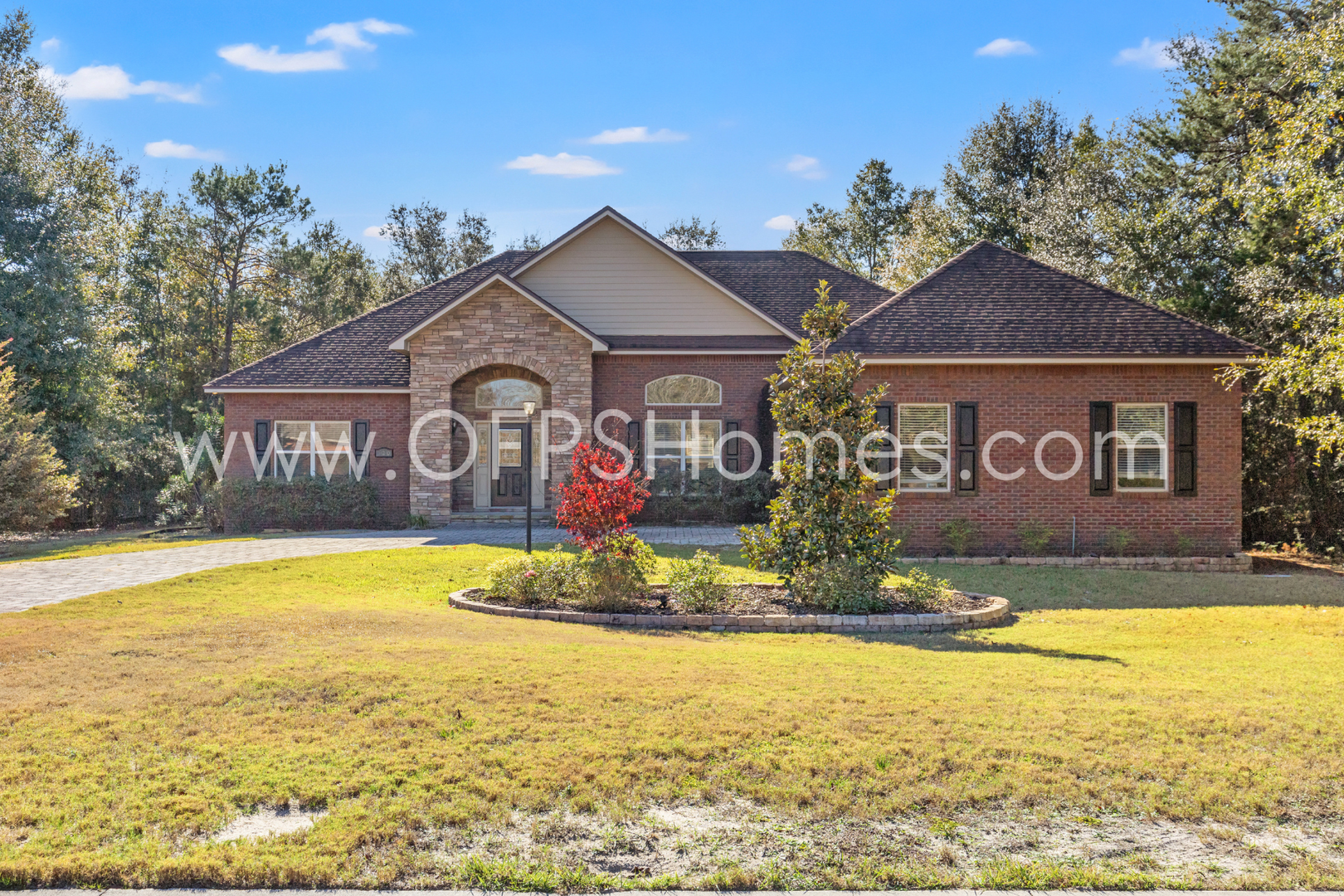 Southport House: 120 Lake Merial Blvd