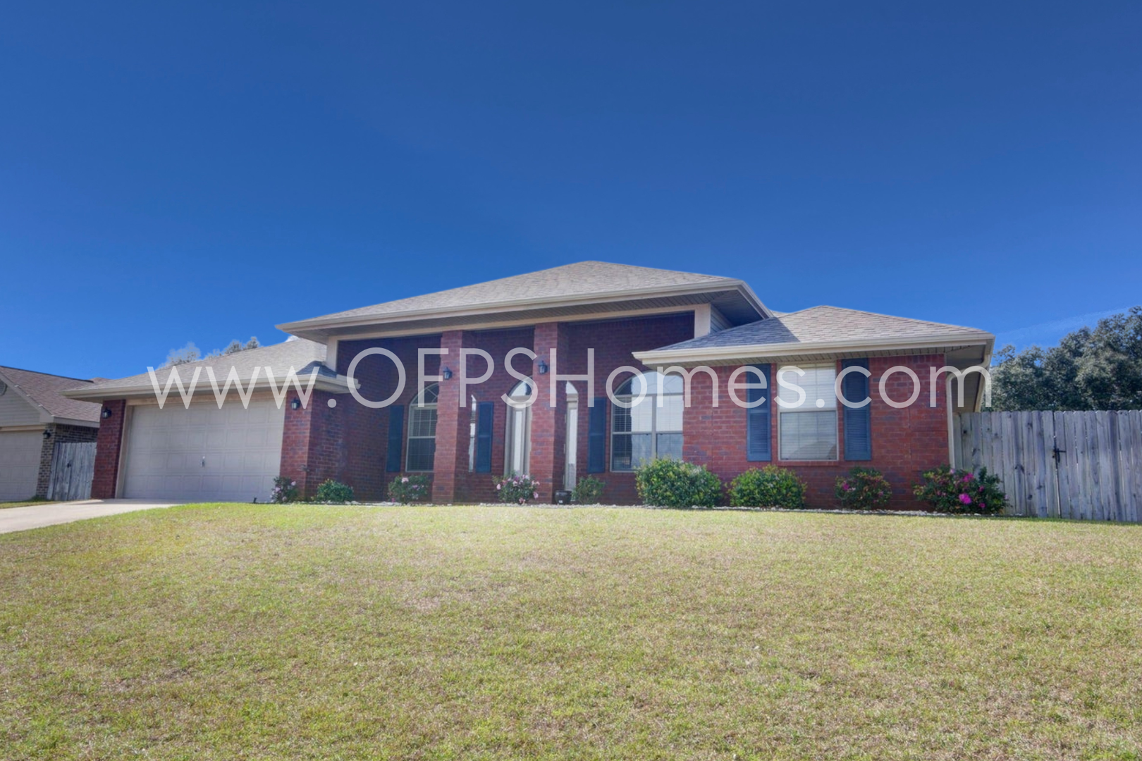Navarre House: 2837 Shoni Drive