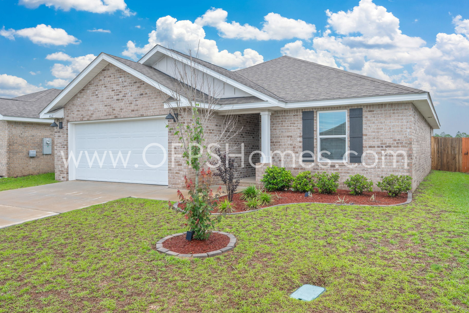 Crestview House: 4627 Naval Ct