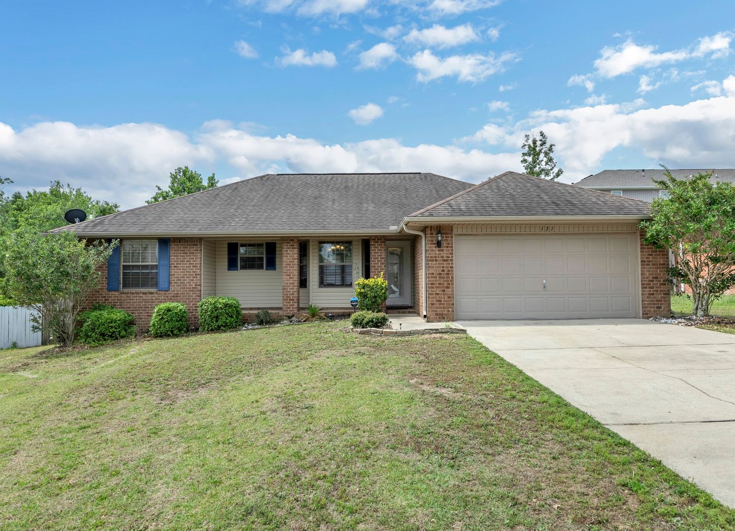 Crestview House: 131 Bronze Cr