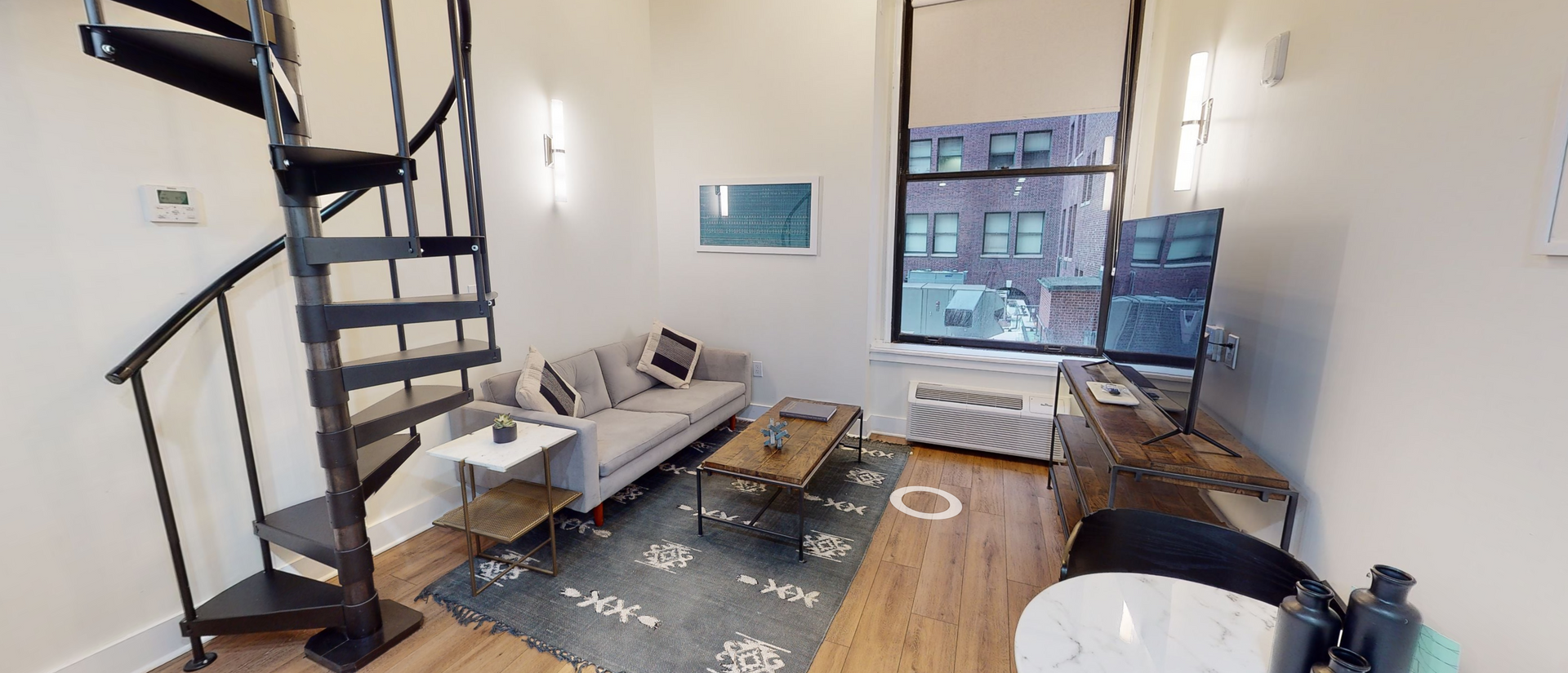 Philadelphia Apartment: 150 S Independence Mall W.