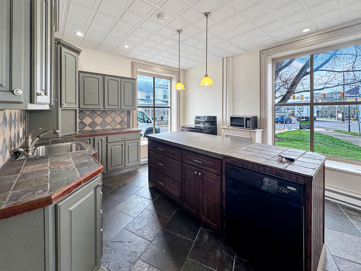 Danville Apartment: 144 Bloom Street