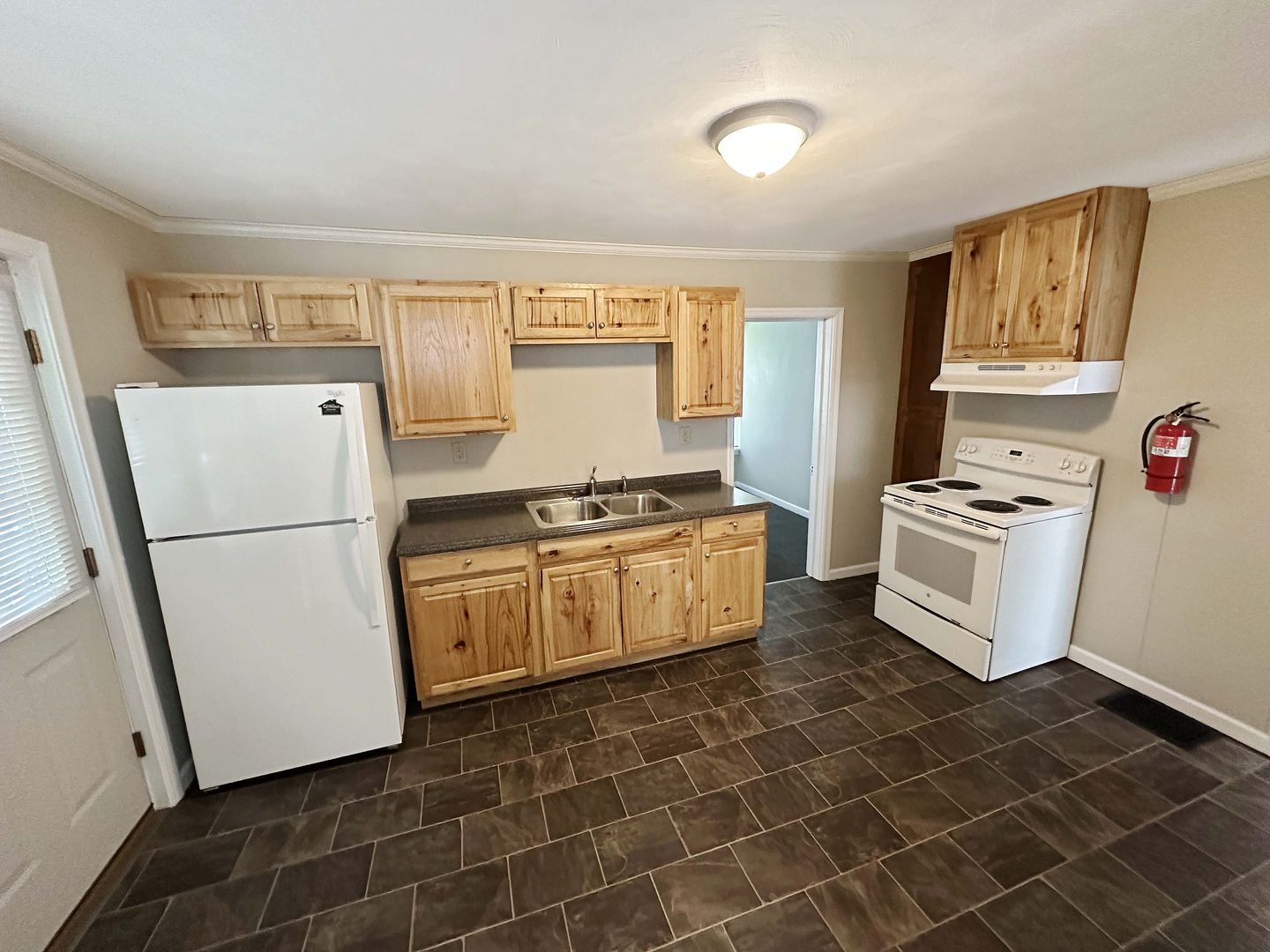 Lock Haven Apartment: 25 Crane Alley