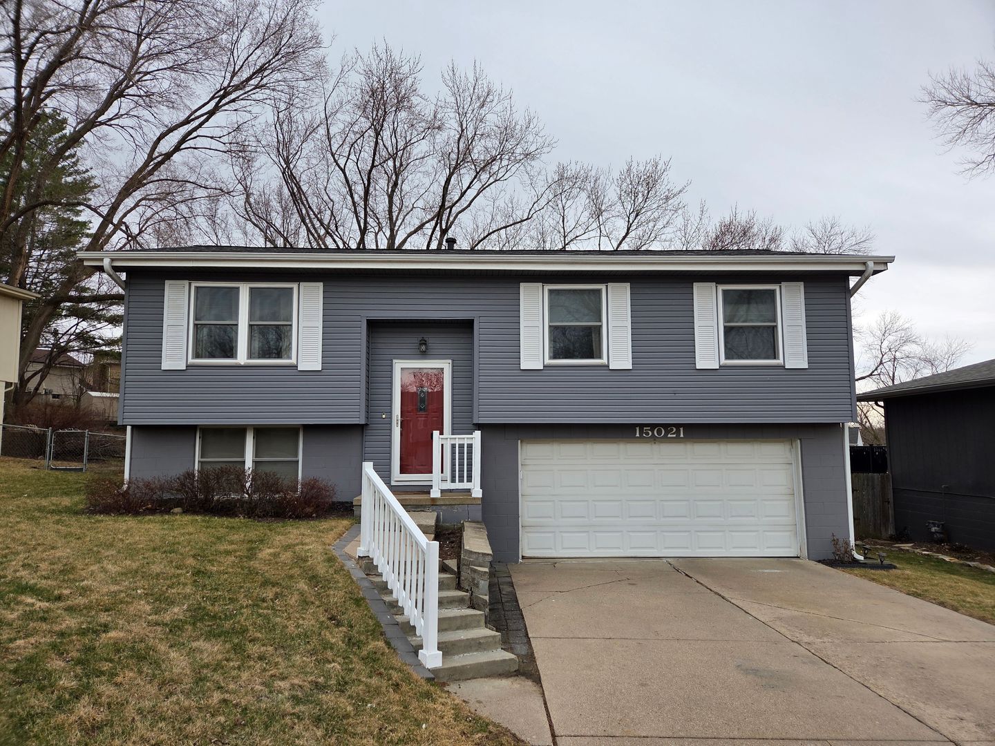 Omaha House: 15021 WESTCHESTER CR
