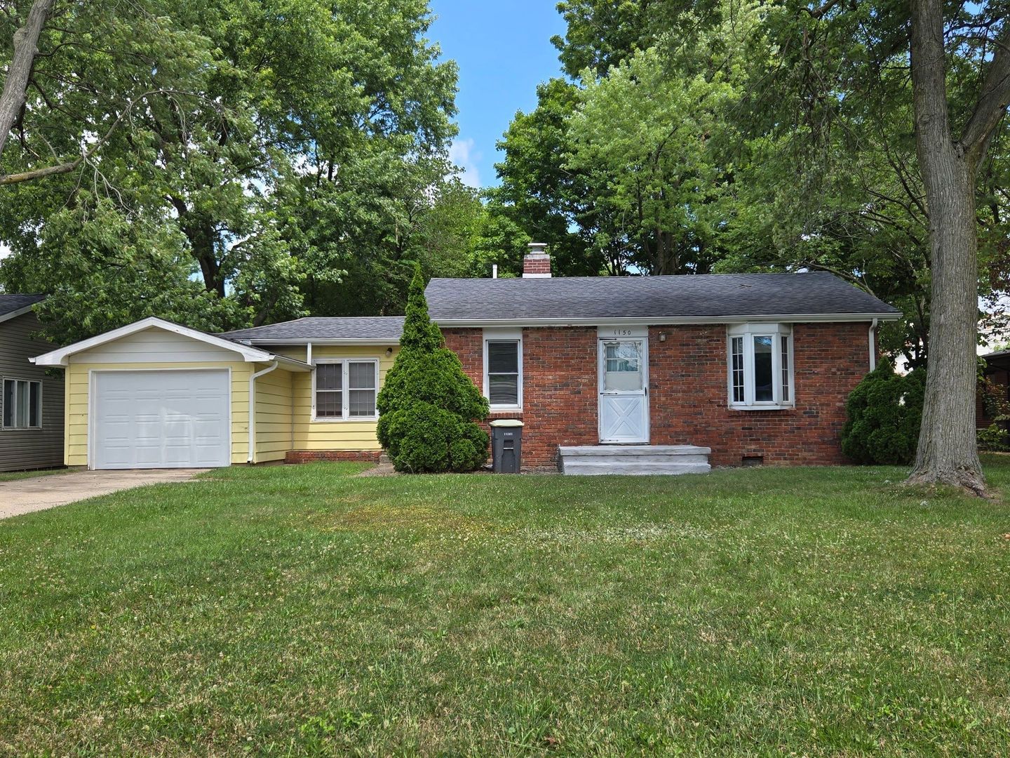 West Lafayette House: 1150 Windsor Dr.