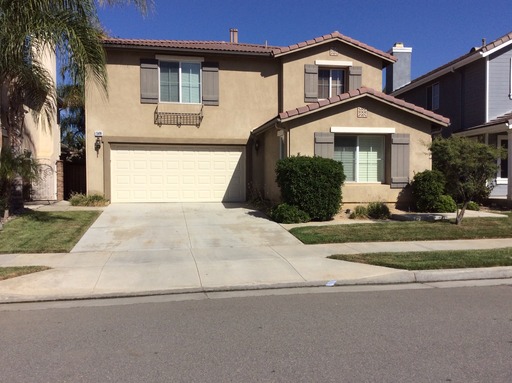 Spacious 3-Bedroom Home in Sycamore Creek, Corona – photo 1