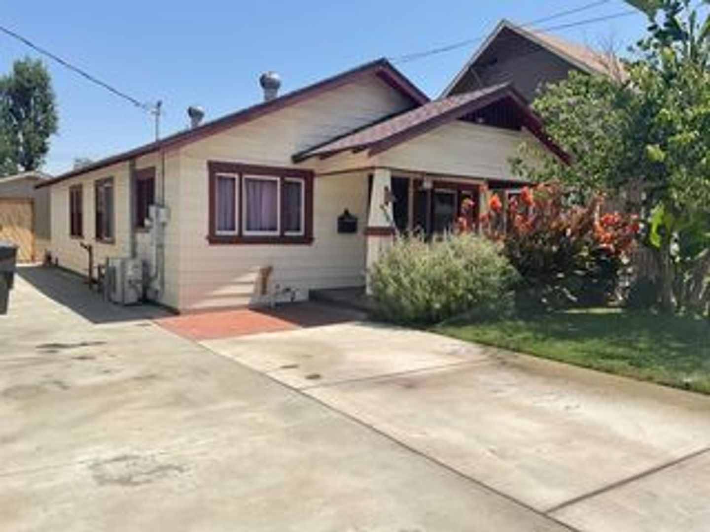 Riverside House: 4383 Jurupa Avenue