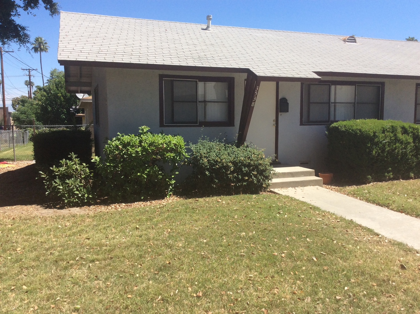 Riverside Apartment: 3538-3554 Douglass Ave.