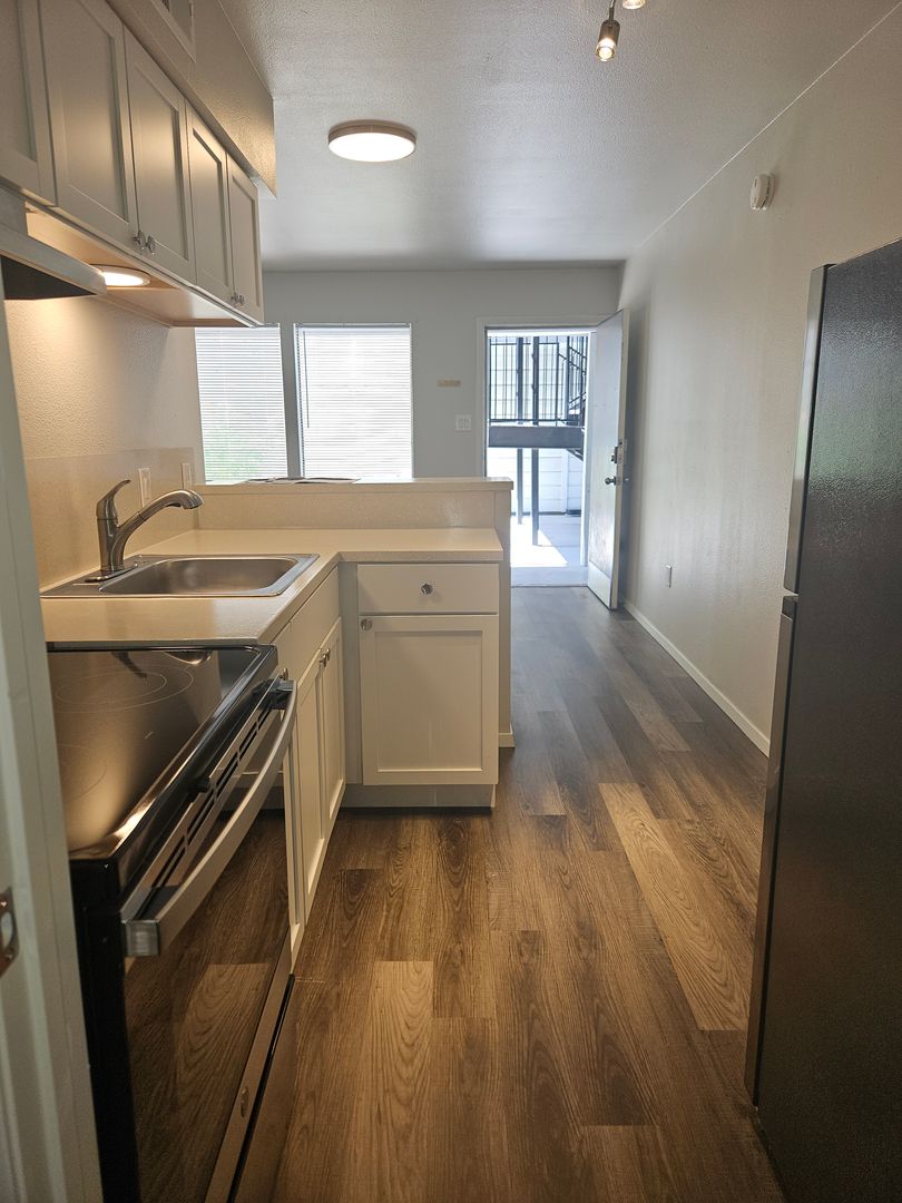 Austin Apartment: 409 W. 38th St.