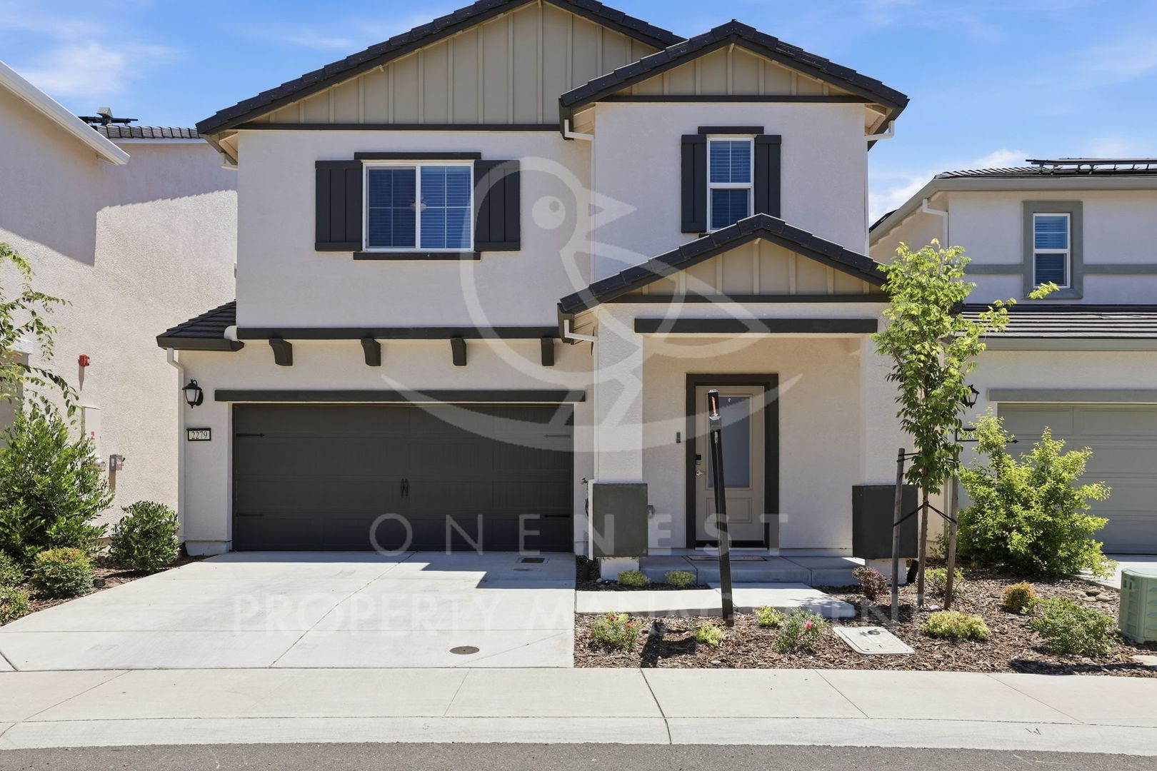 Lincoln House: 2279 Comstock Lane