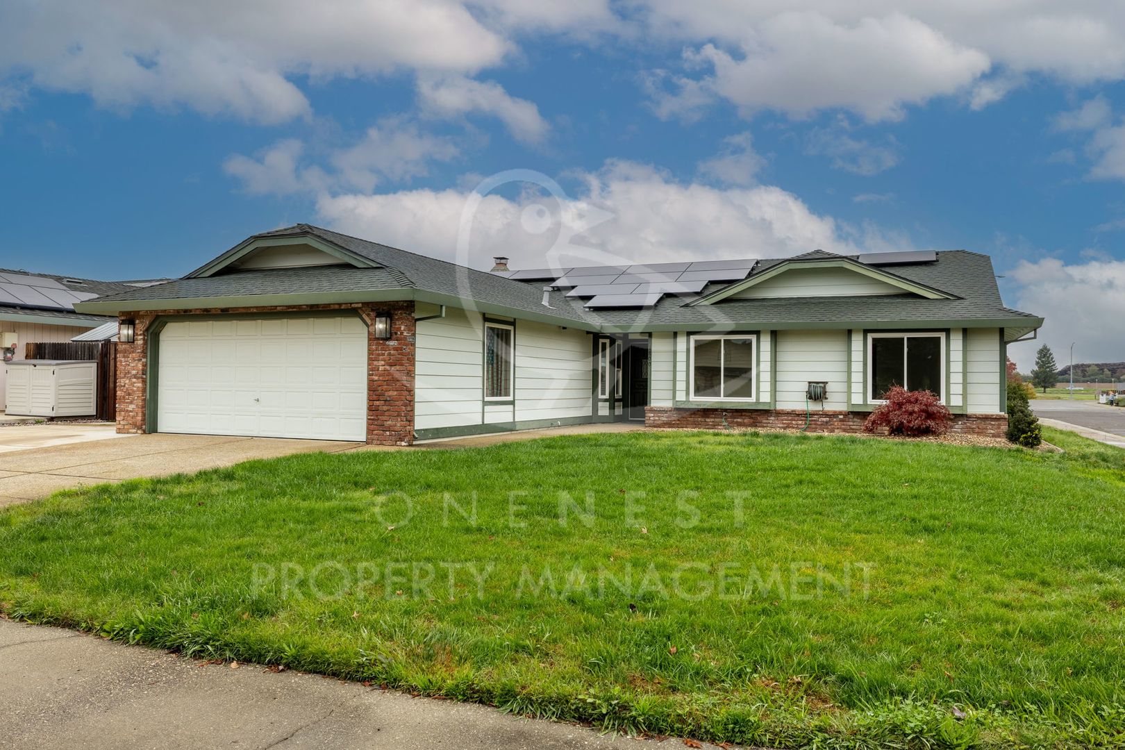 Lincoln House: 1800 Meadow Lane