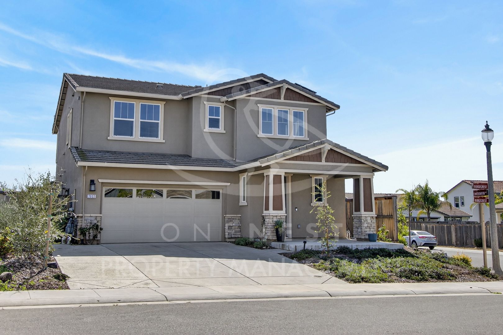 Lincoln House: 2883 Ridgecrest Drive