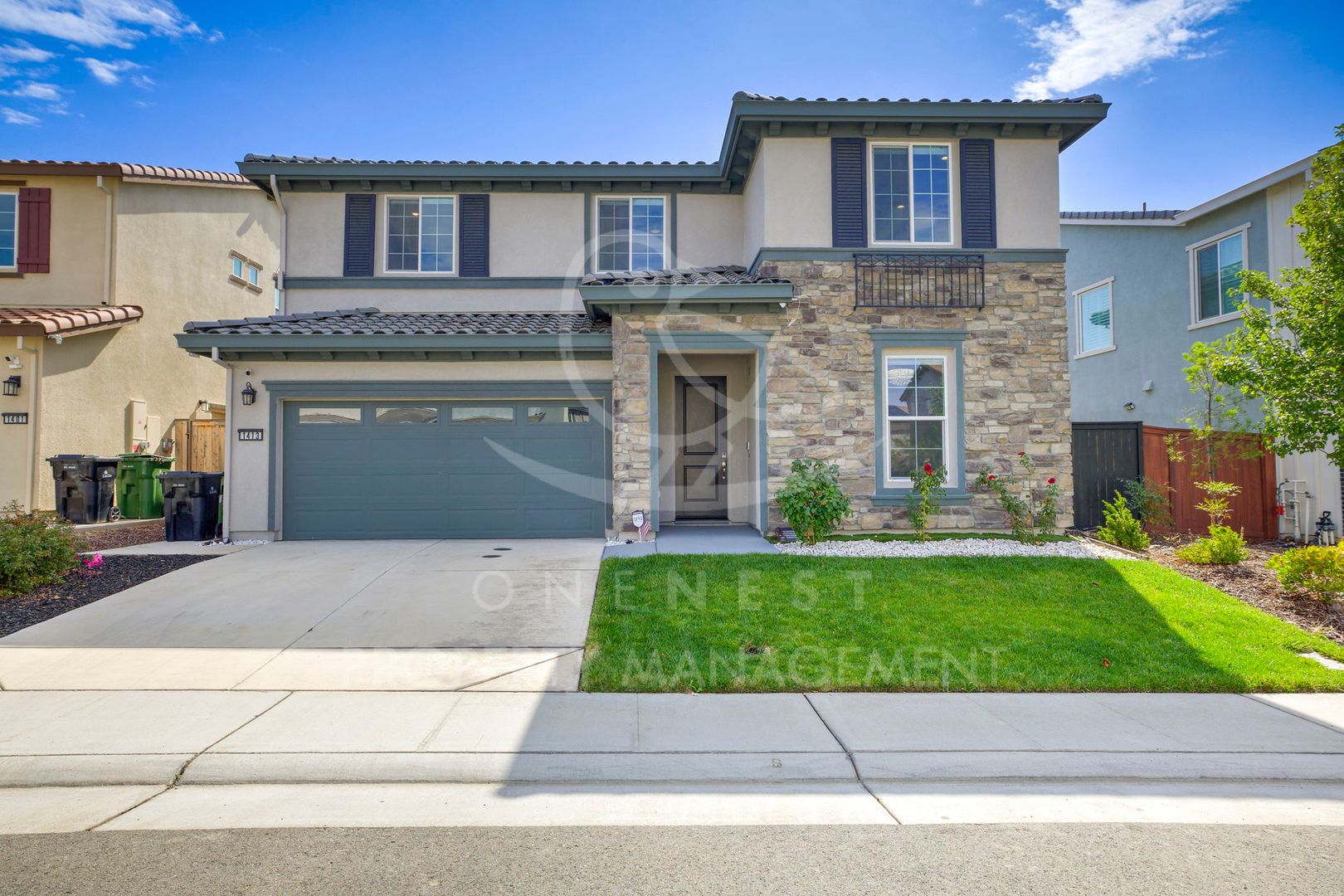 Lincoln House: 1413 Stark Bridge