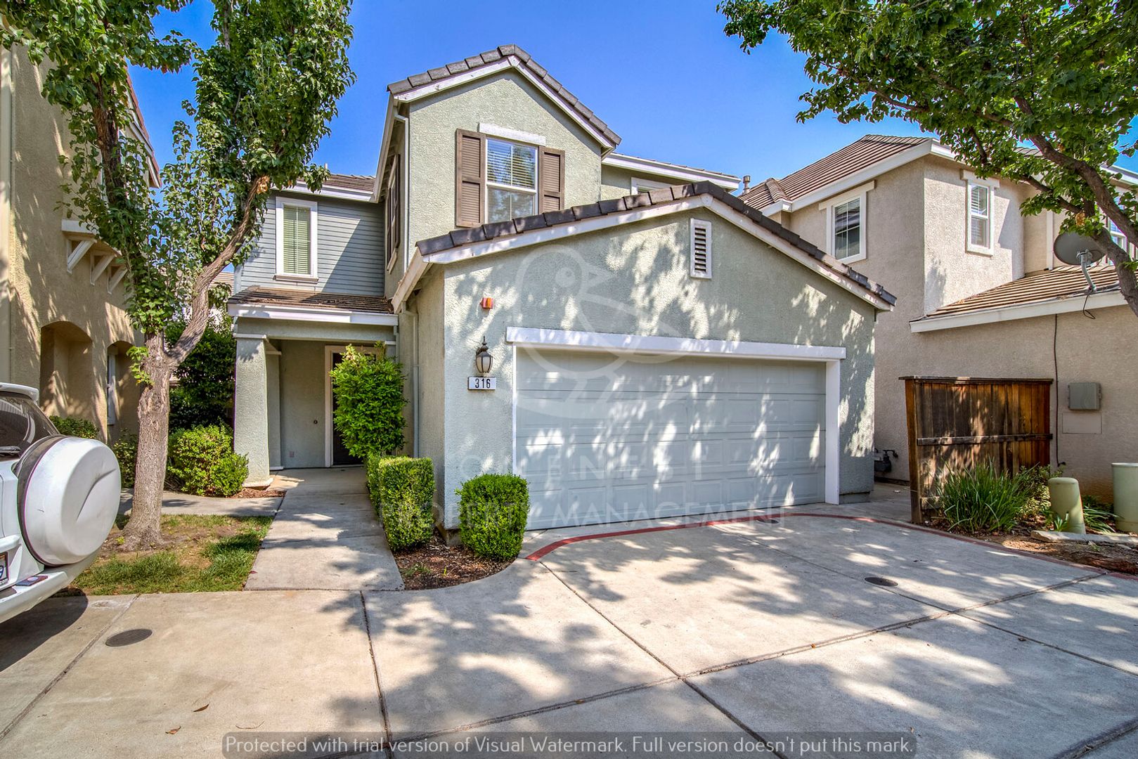 Lincoln House: 316 Phoenix Circle