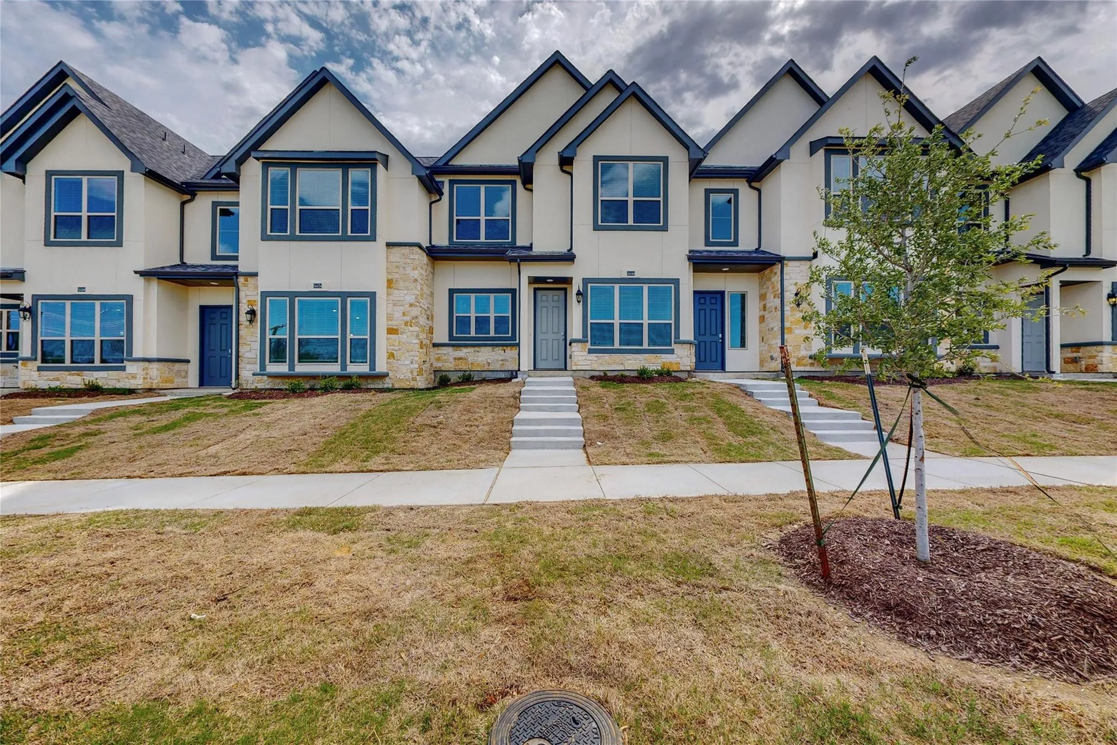 Little Elm Townhome: 16154 Doe Lake Dr
