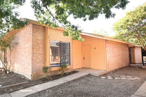 2 Bed 2 Bath 2 Carports Home Available For Rent – photo 1