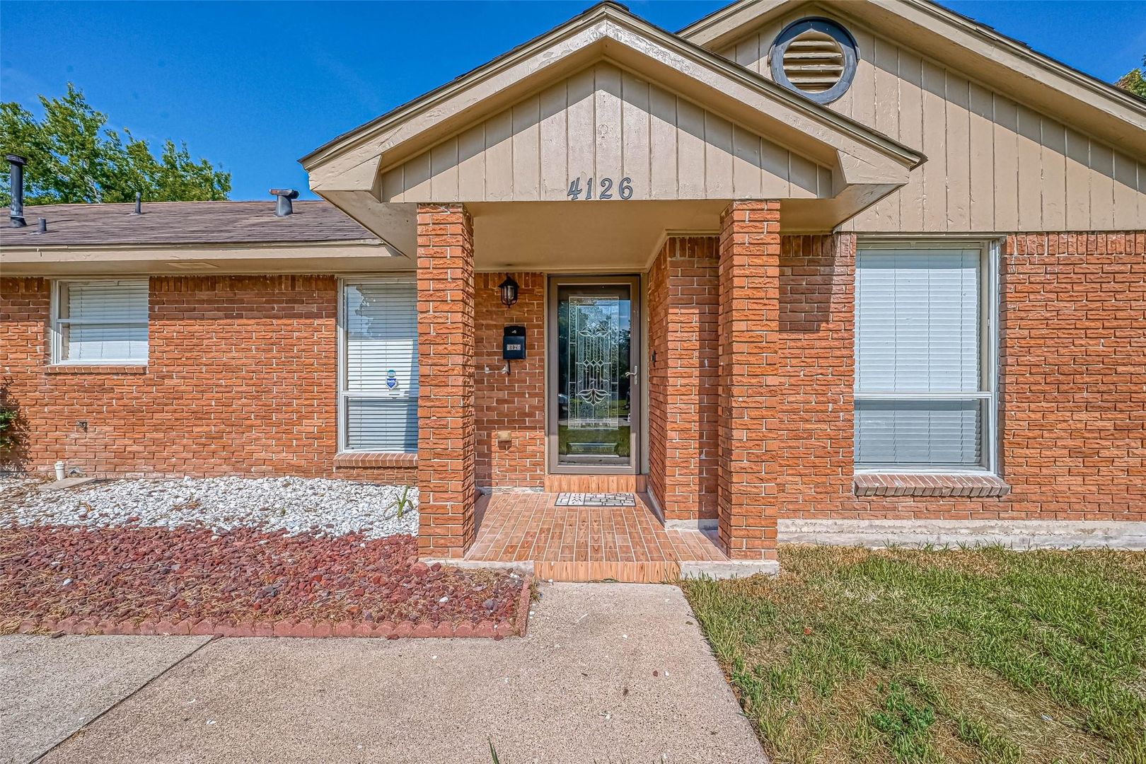 Houston House: 4126 Brookston St