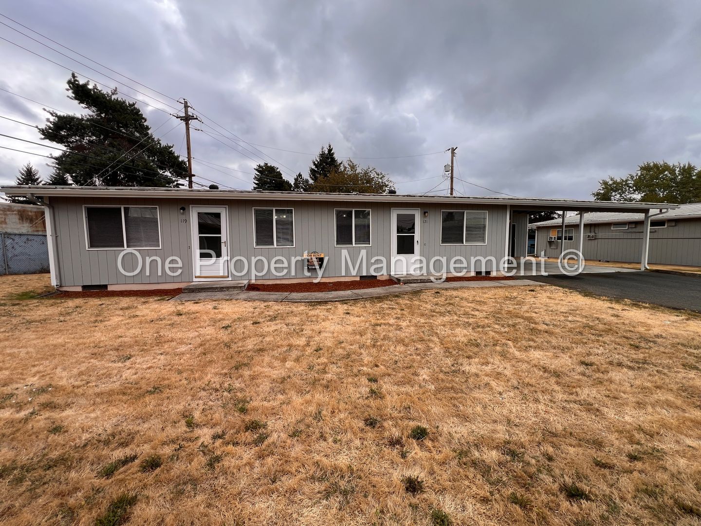 Vancouver House: 121 SE 98th Ave