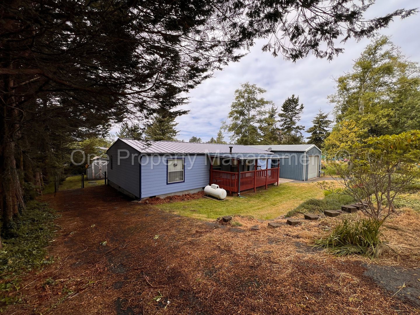 Ocean Park House: 24403 Gile Pl
