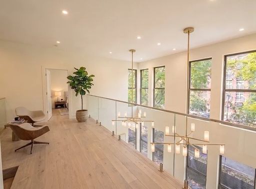The Oakview | 3427 Wisconsin Avenue NW | Luxury Residences for Lease – photo 1
