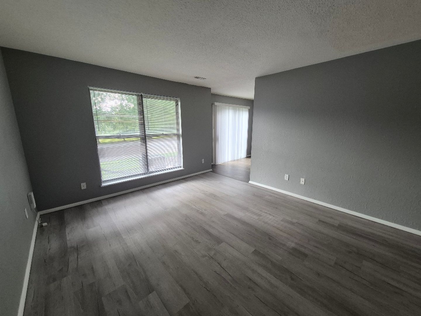 Independence Apartment: 3926 s Redwood Dr