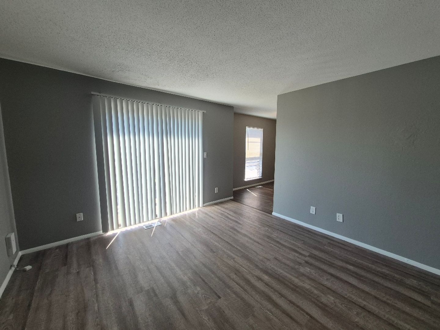 Independence Apartment: 3926 s Redwood Dr