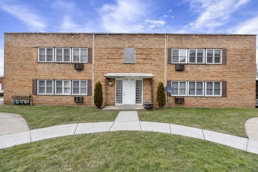 2 bed first floor apartment