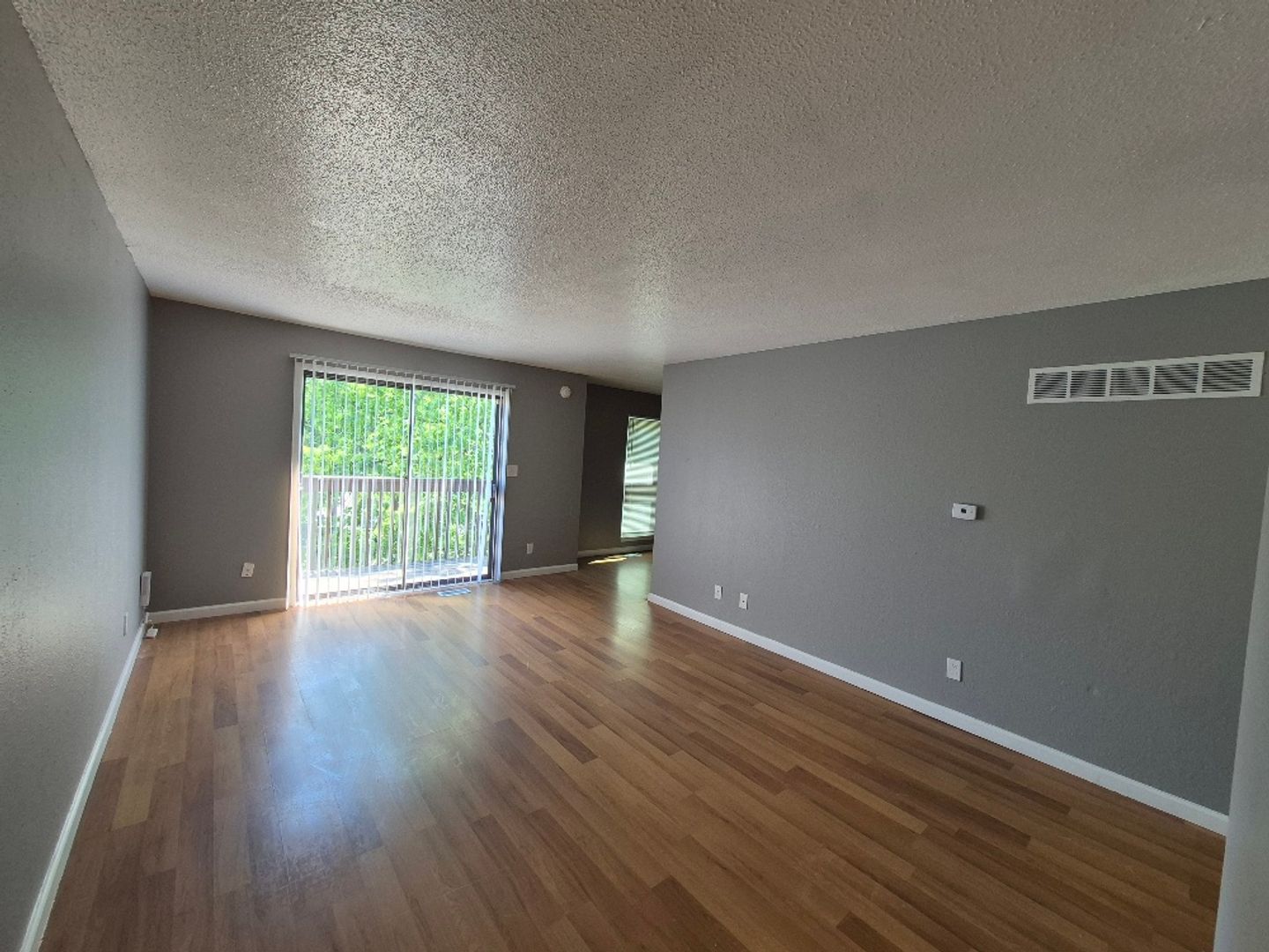 Independence Apartment: 3926 s Redwood Dr