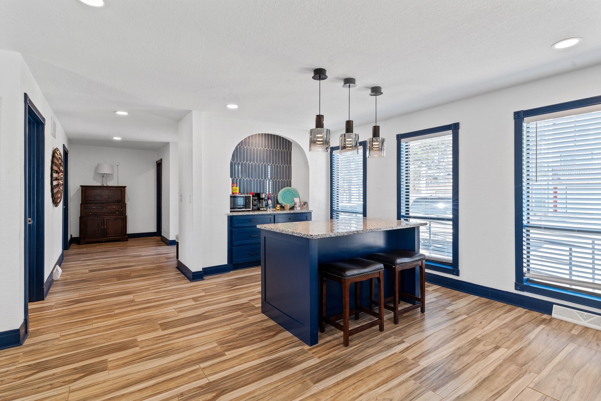 Coventry Park KC Apartments LLC - Condos 7 of 12