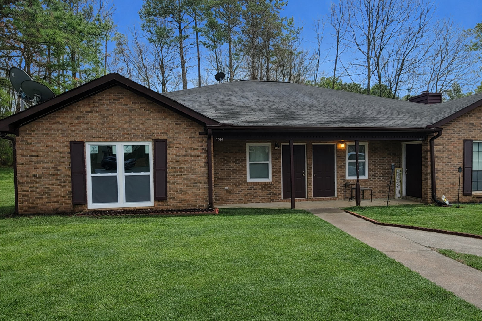 College Park Townhome: 1084 Summer Brook Rd