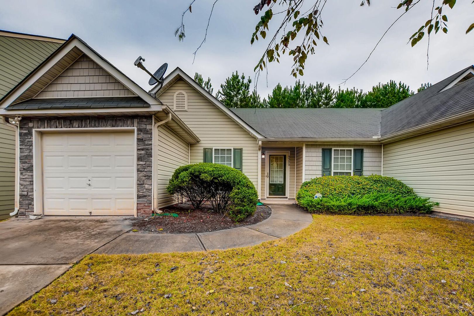 Union City House: 5530 Union Pointe Place