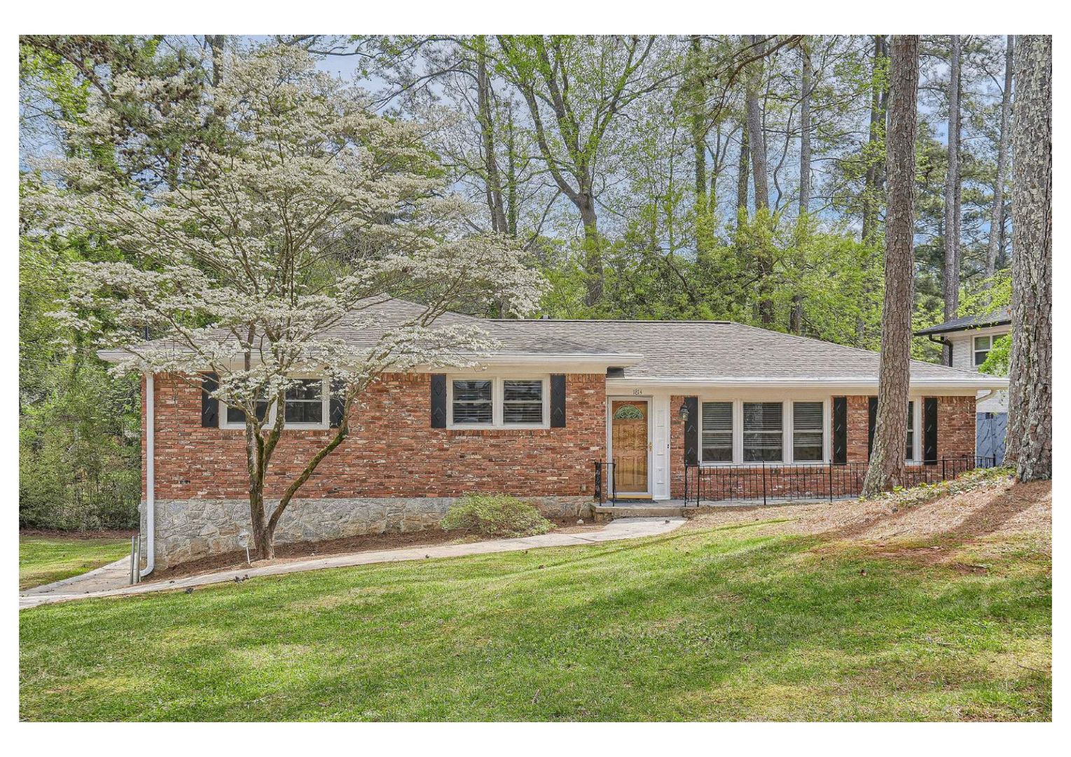 Atlanta House: 1814 Shepherd Circle Southwest