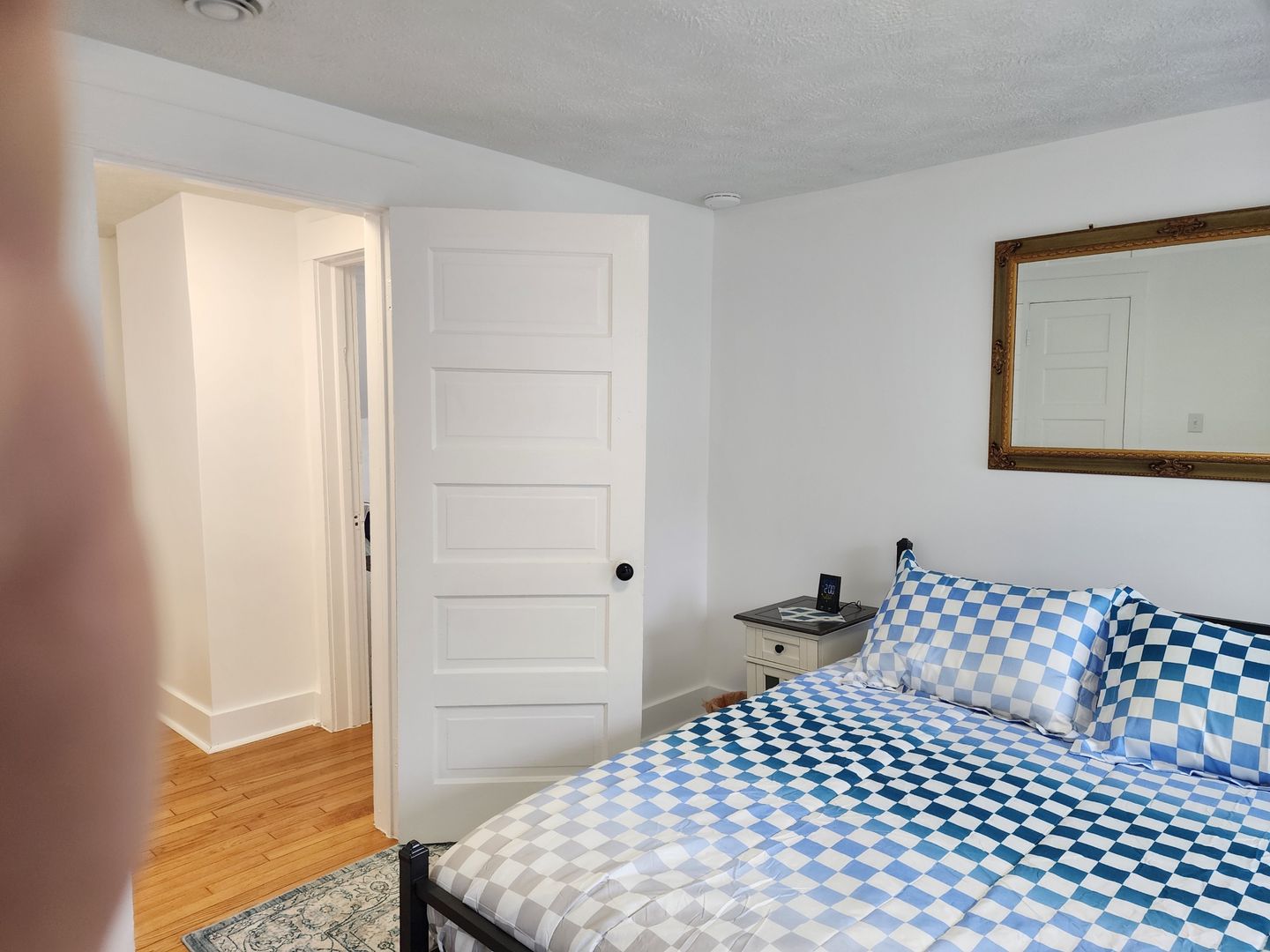 256 Dickinson St SW 12 of 12