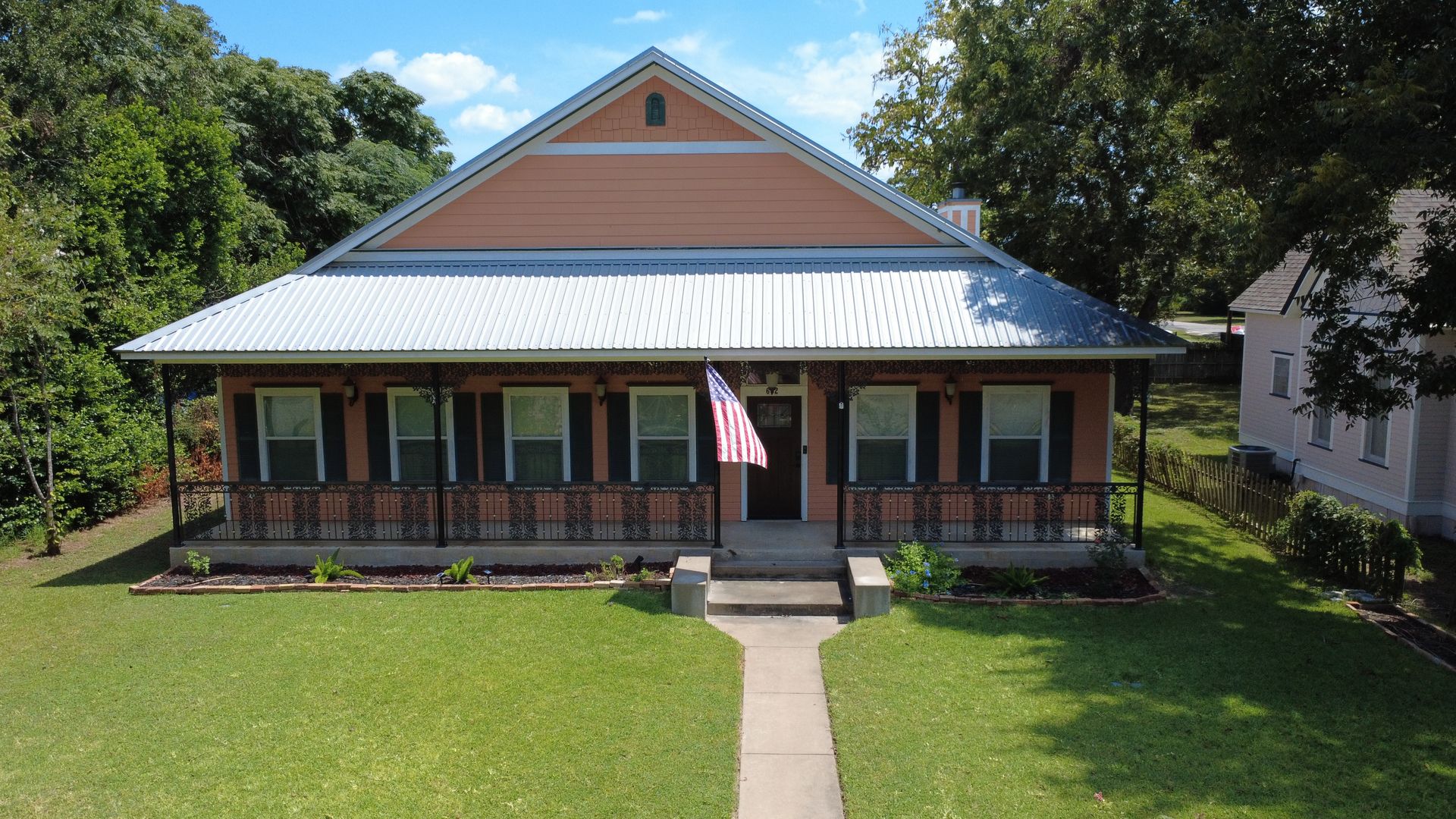 Smithville House: 602 Garwood Street