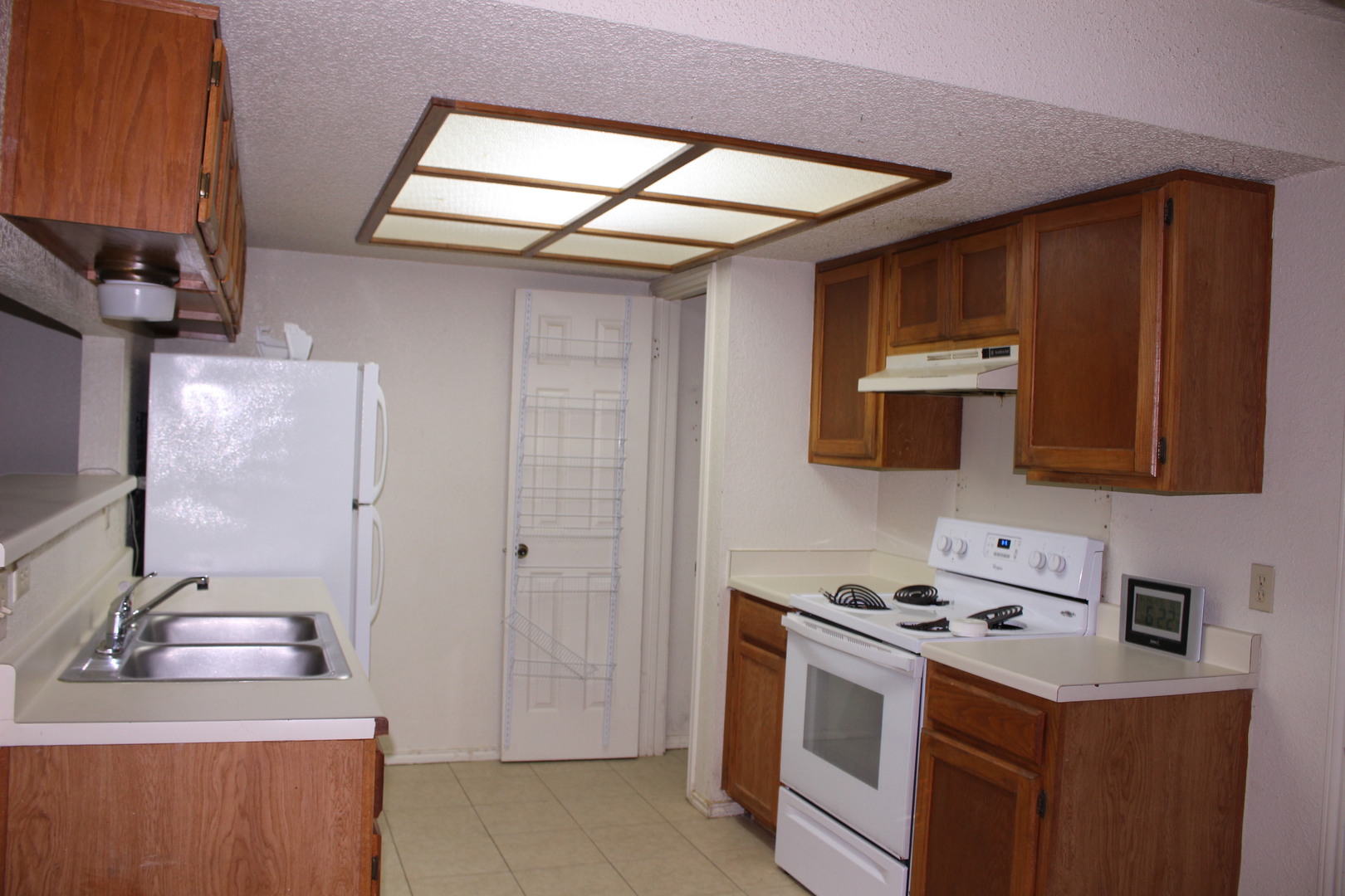 Austin Apartment: 9406 Kempler