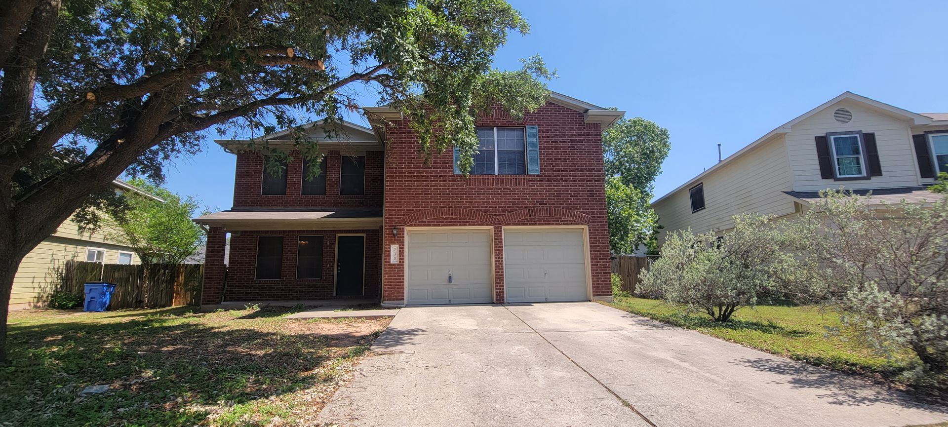 Bastrop House: 730 Blair Ave
