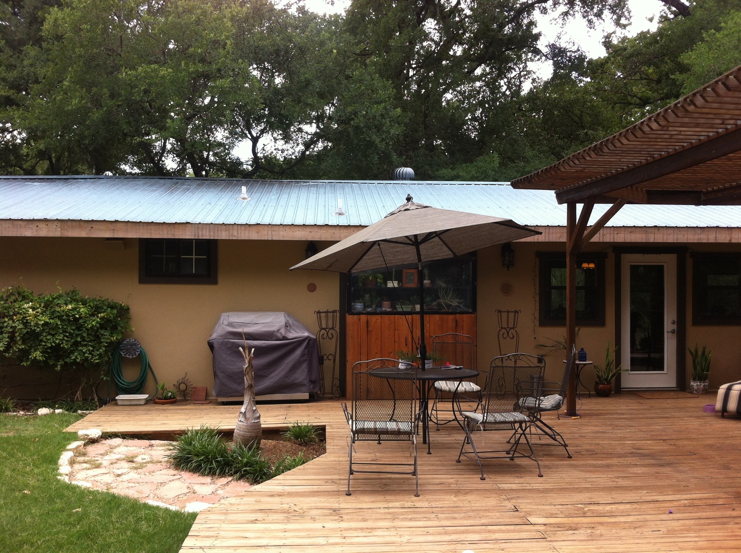 Red Rock House: 617 Wilson