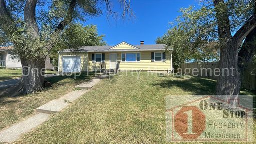 Charming 3-bedroom, 1-bathroom house located in Independence – photo 1