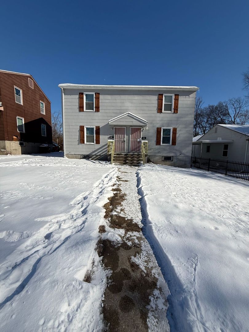 Kansas City House: 4511 Monroe Ave