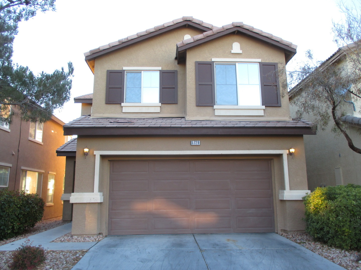 N Las Vegas House: 5729 Mount Athos St.