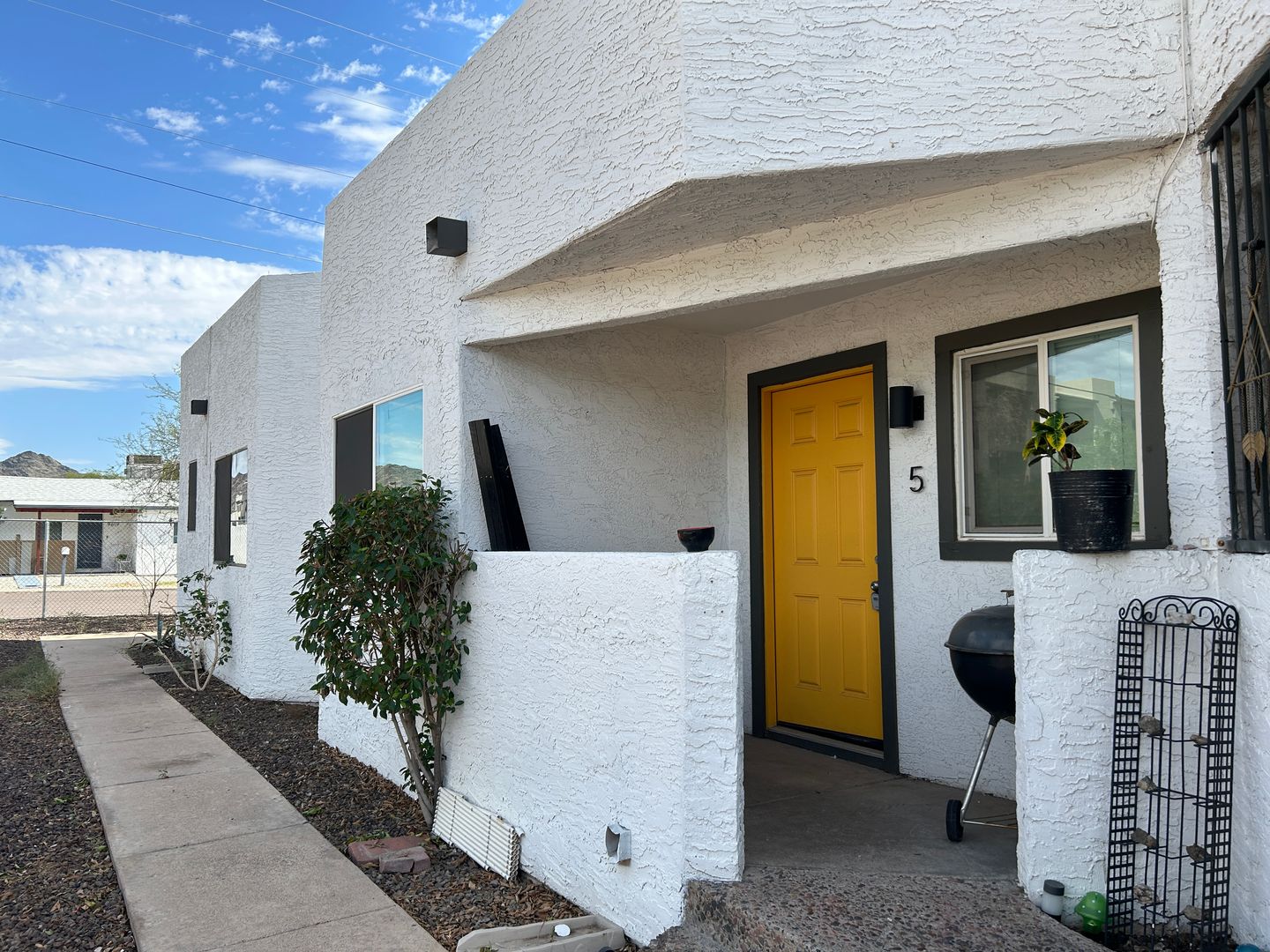 Phoenix Condo: 9618 N 5th