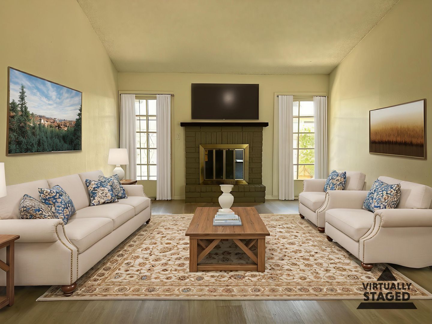 Glendale House: 17838 N. 45th Ave