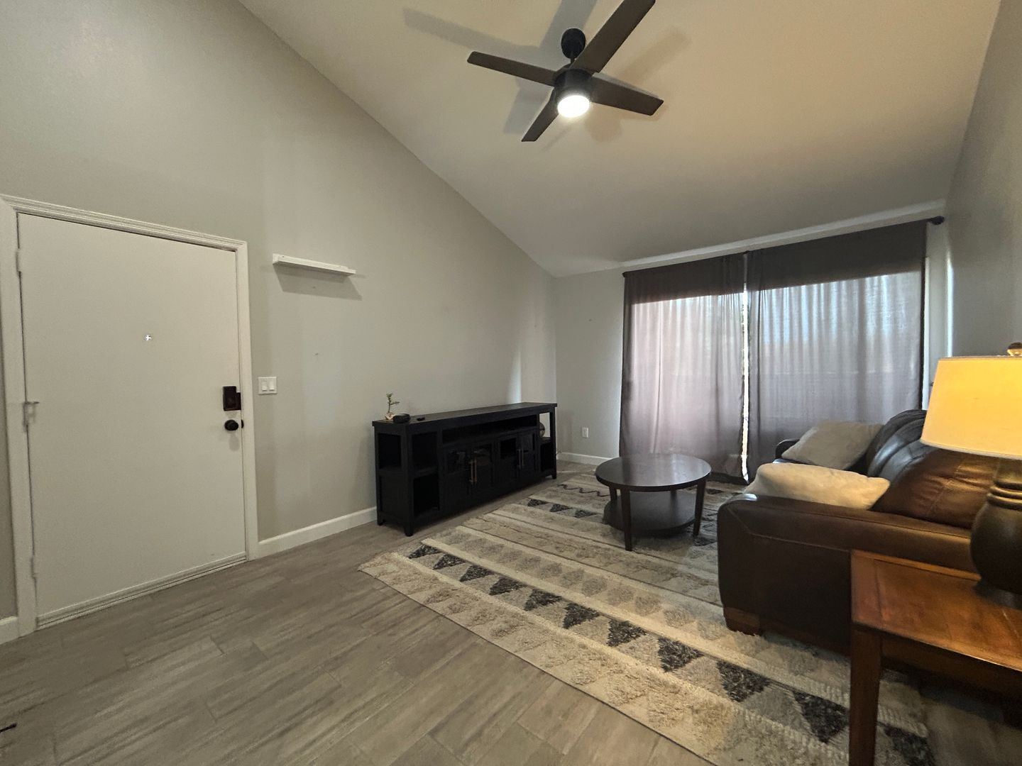 Mesa Condo: 1942 S. Emerson