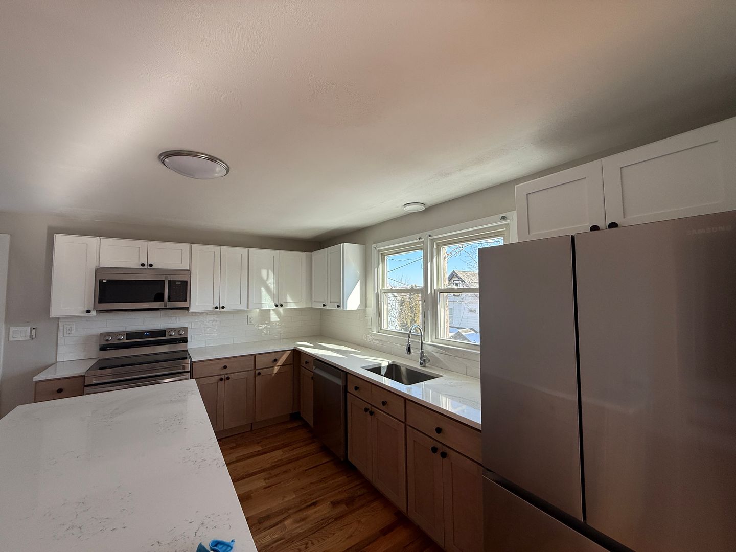 New Haven House: 132 Hillside Ave