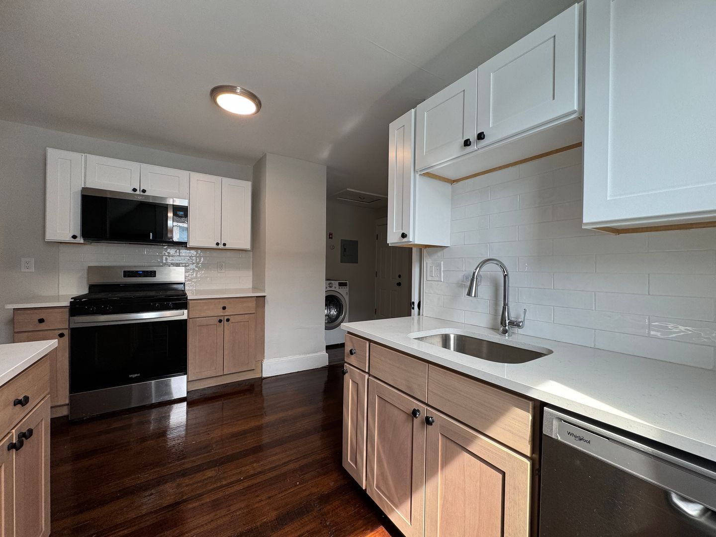 New Haven Apartment: 47-49 Mead St